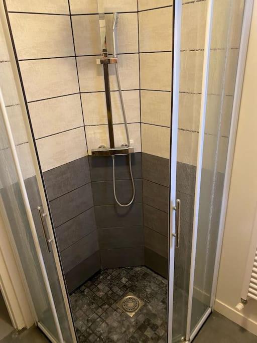 Maison Confortable Pour 10 Personnes Avec Jacuzzi Ульгат Экстерьер фото